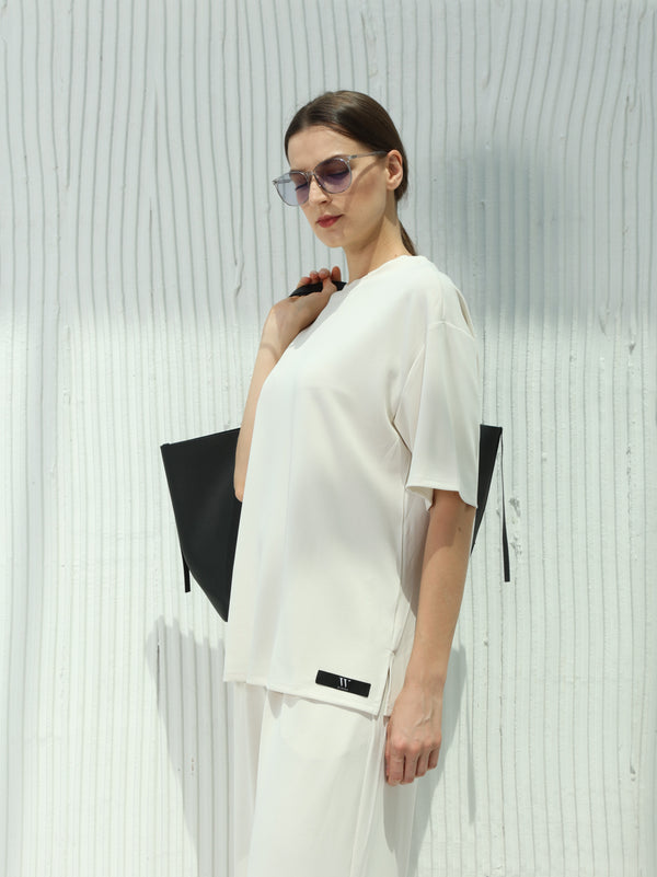 Comfortable casual outfit beige color