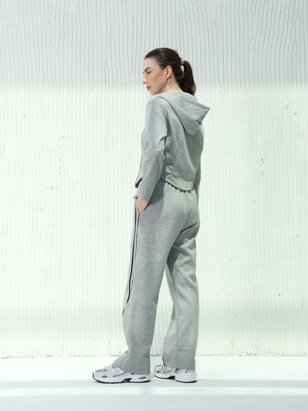 Grey sports suit with cap