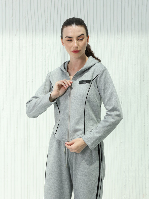 Grey sports suit with cap