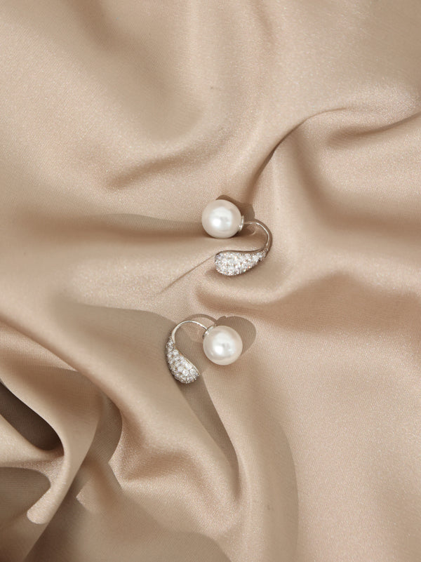 Rhinestone and pearl drop earrings