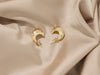 Geometric design round earrings