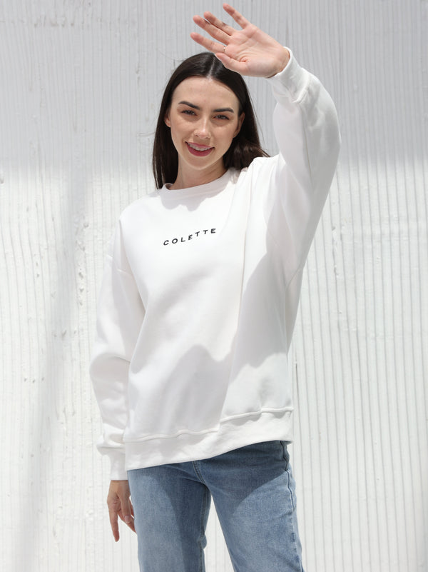Free size winter T-shirt with embroidered writing in White
