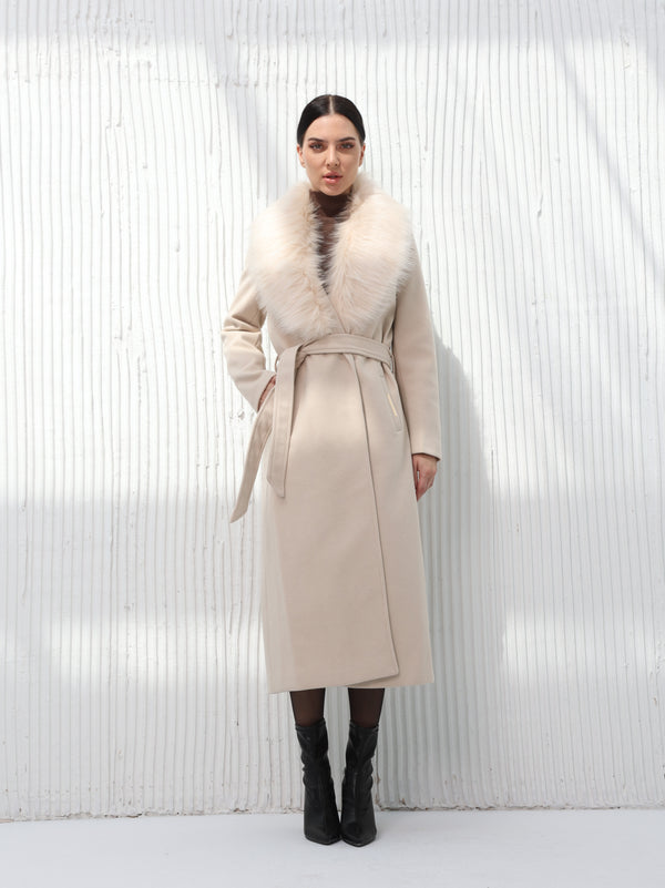 Long beige coat with fur collar and belt