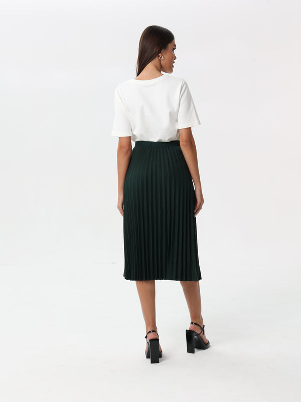 Casual T-shirt with velvet print in the middle