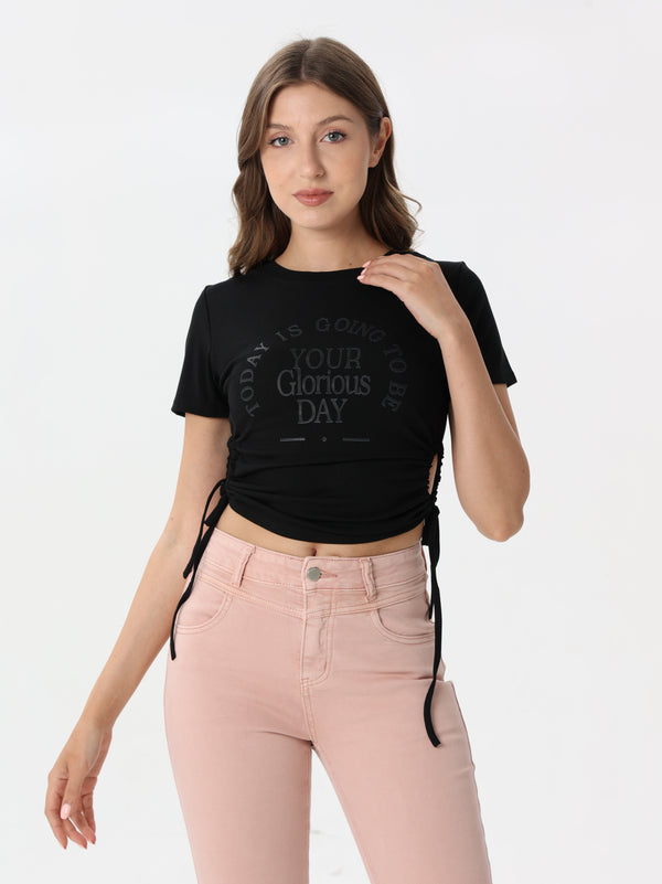 Short sleeve T-shirt with prints and side slits | T-shirt | W DE MODA
