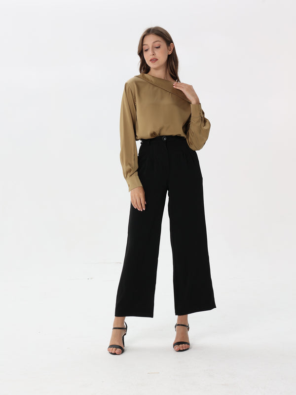 Formal trousers with belt and pleats | trousers | W DE MODA