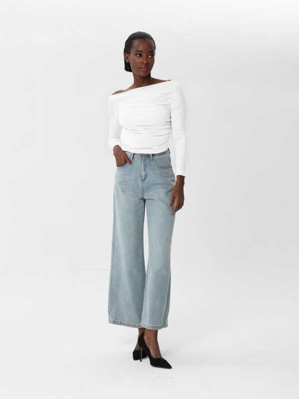 Off-shoulder T-shirt | T-shirt | W DE MODA