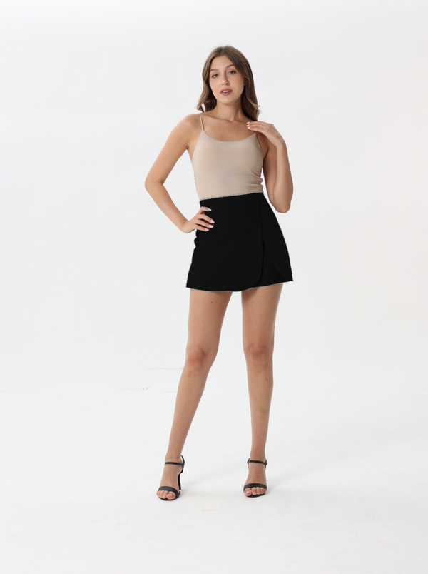 Two-piece mini skirt with side buttons | skirt | W DE MODA