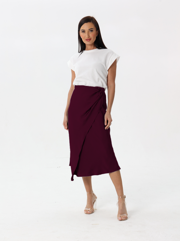 Side-pleated silk skirt with thigh slit | skirt | W DE MODA