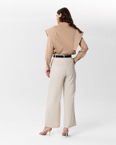 Formal trousers with belt and pleats