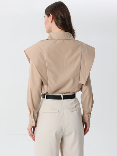 Shirt with prominent and wide shoulders