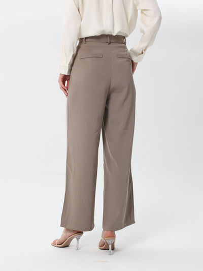 Formal trousers with belt and pleats