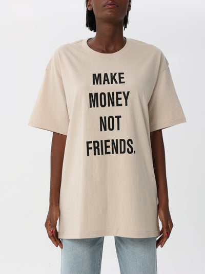 Free size T-shirt with digital print in the middle