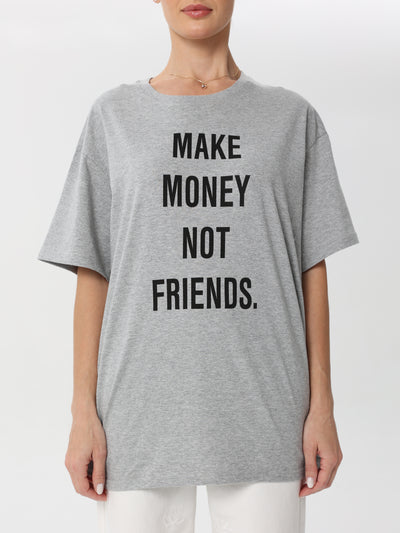 Free size T-shirt with digital print in the middle