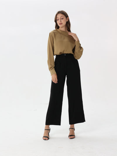 Formal trousers with belt and pleats | trousers | W DE MODA
