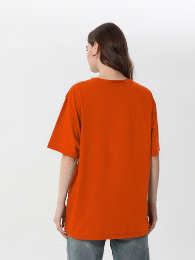 Free size T-shirt with embroidery at the bottom
