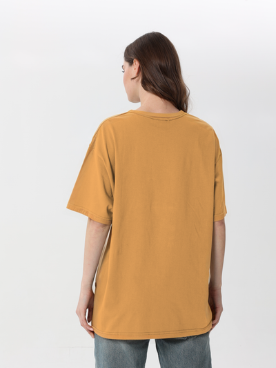 Free size T-shirt with embroidery at the bottom