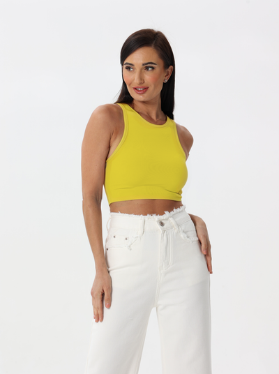 Plain sleeveless T-shirt