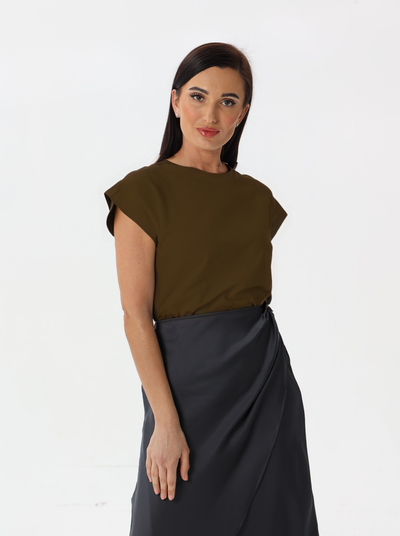 Plain T-shirt with shoulder straps