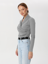 T-shirt with a V-neckline and side ruffles