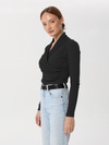 T-shirt with a V-neckline and side ruffles