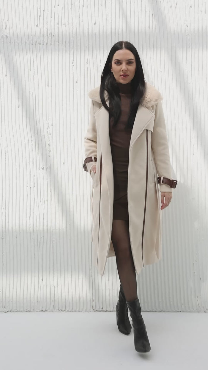 Long beige wool coat with leather details – W DE MODA